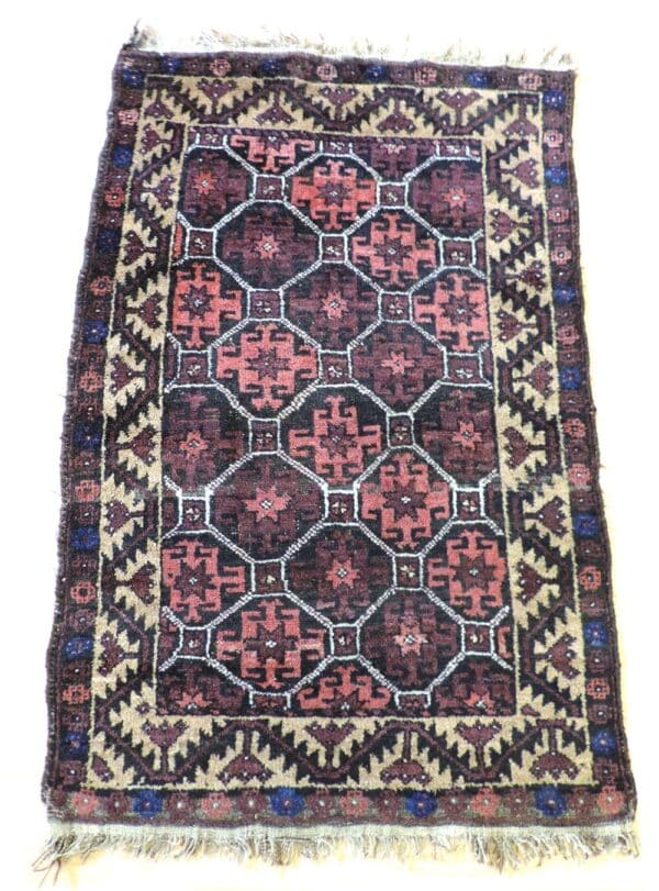 BELUTCH 135cm x 88cm Antique Rugs 3