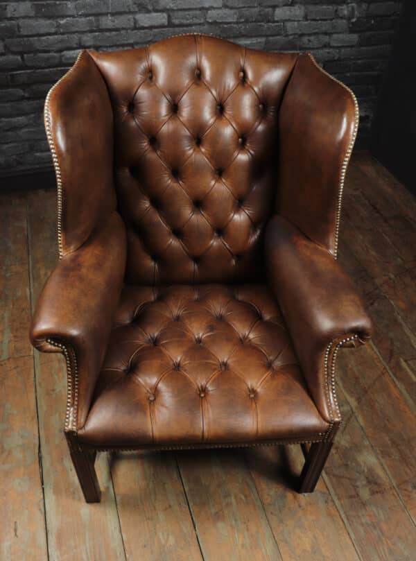 Georgian Style Brown Buttoned Leather Wing Chair - Image 4