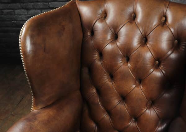 Georgian Style Brown Buttoned Leather Wing Chair - Image 6