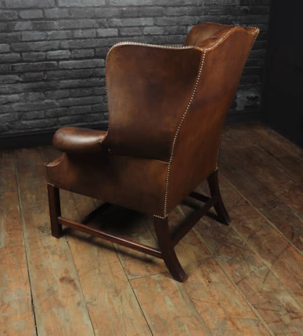 Georgian Style Brown Buttoned Leather Wing Chair - Image 12