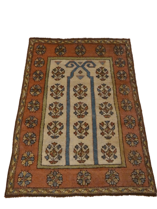 MANARSTIR 135cm x 100cm Antique Rugs 3