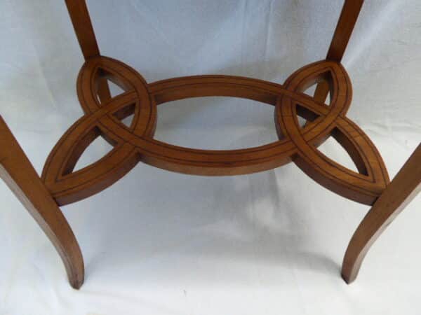 Satinwood occasional table circa 1830 satinwood Antique Tables 6