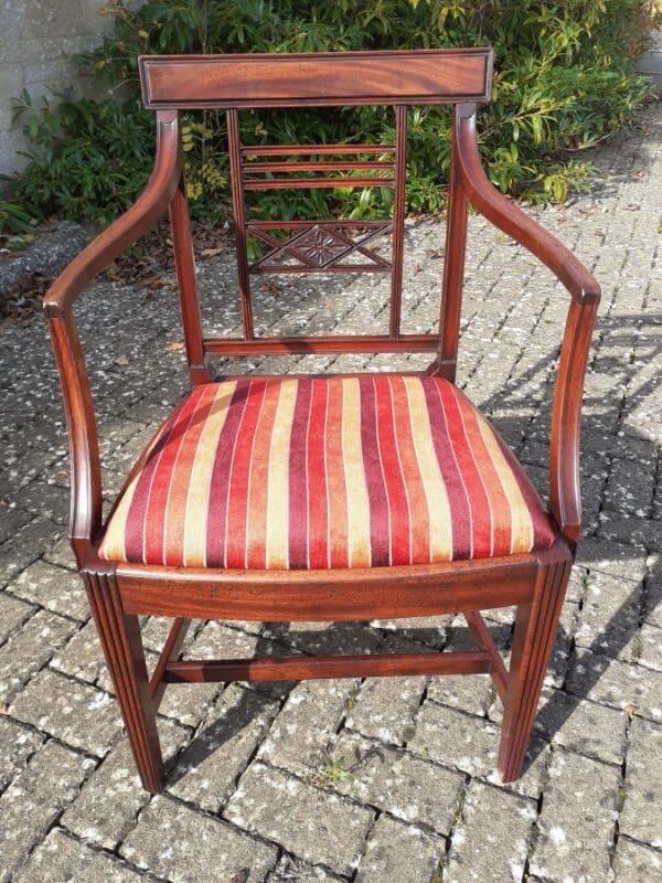 Geogian mahogany carver circa 1790 carver Antique Chairs 8
