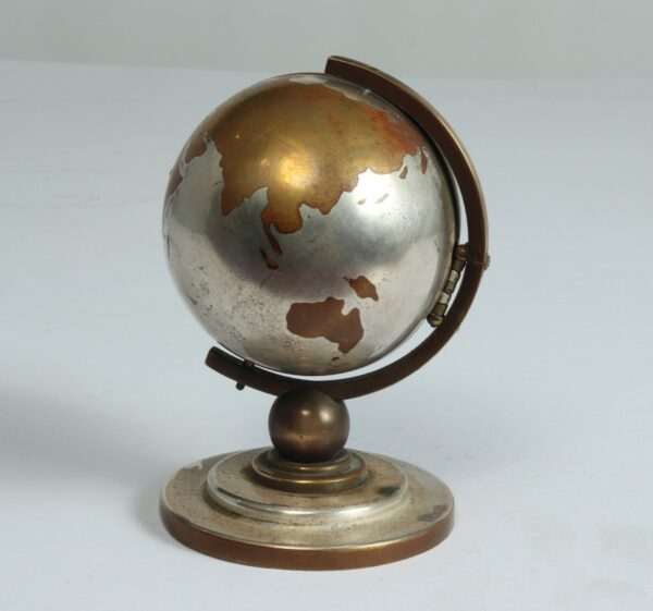 Globe Bedside Travel or Desk Clock c1950 antique maps, vintage maps, globe, Antique Clocks 3