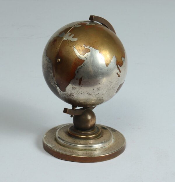 Globe Bedside Travel or Desk Clock c1950 antique maps, vintage maps, globe, Antique Clocks 13