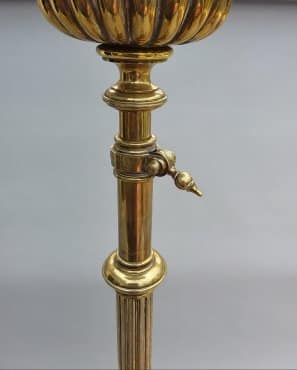 Antique Victorian brass telescopic standard lamp