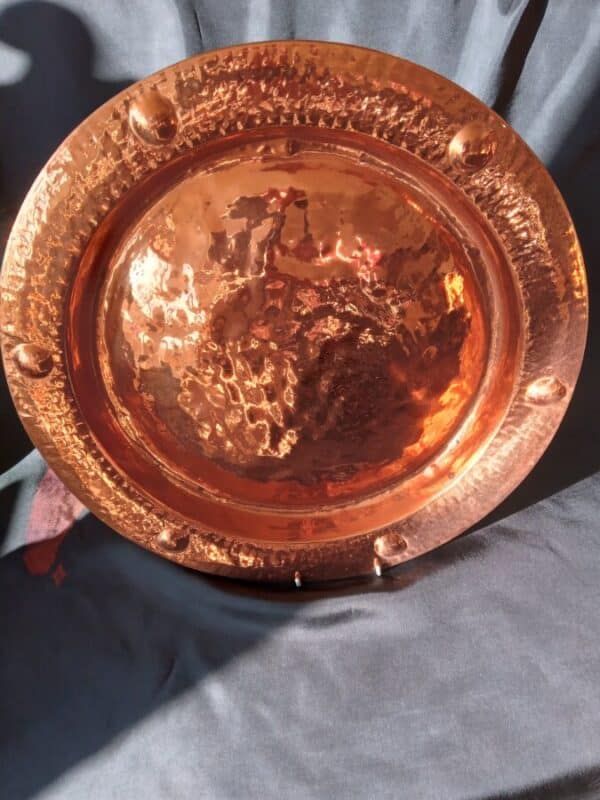 AN ART DECO LARGE COPPER CHARGER Antique Metals 3