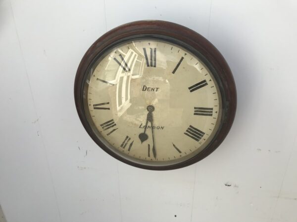 Wall clock Fusee Convex glass London