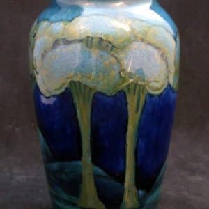 William, Moorcroft, vase Miscellaneous