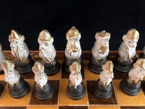 Doulton, Chess, set Miscellaneous 6