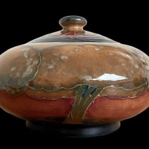 William, Moorcroft, Lidded, Bowl Miscellaneous