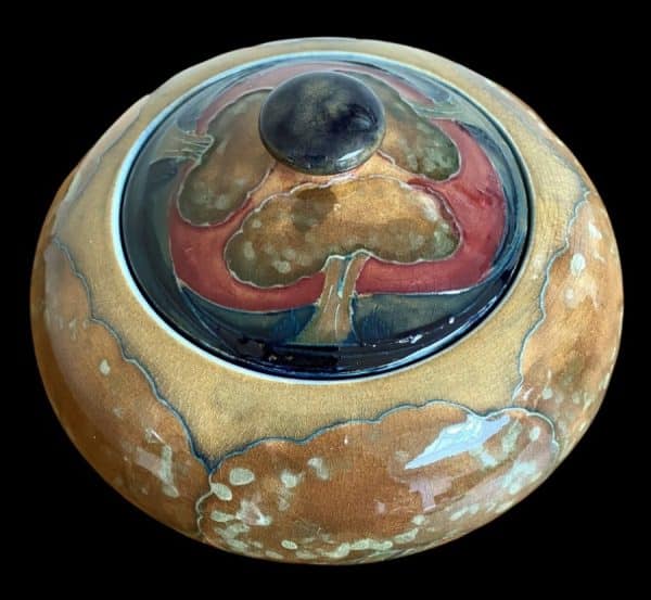 William, Moorcroft, Lidded, Bowl Miscellaneous 5