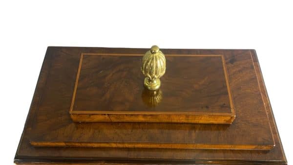 A Stunning Burr Walnut Scottish Bracket Clock With Bracket Circa 1830 bracket clock Antique Clocks 18