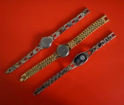 A Collection of vintage Ladies Quartz Watches Accurist Quartz Watch Antique Jewellery 4