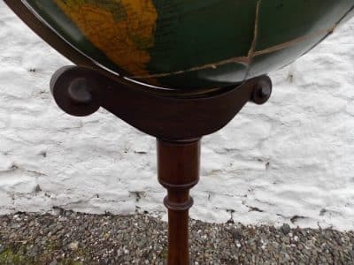 SOLD Georama Fleet St London. Free standing Globe Georama globe Antique Art 7