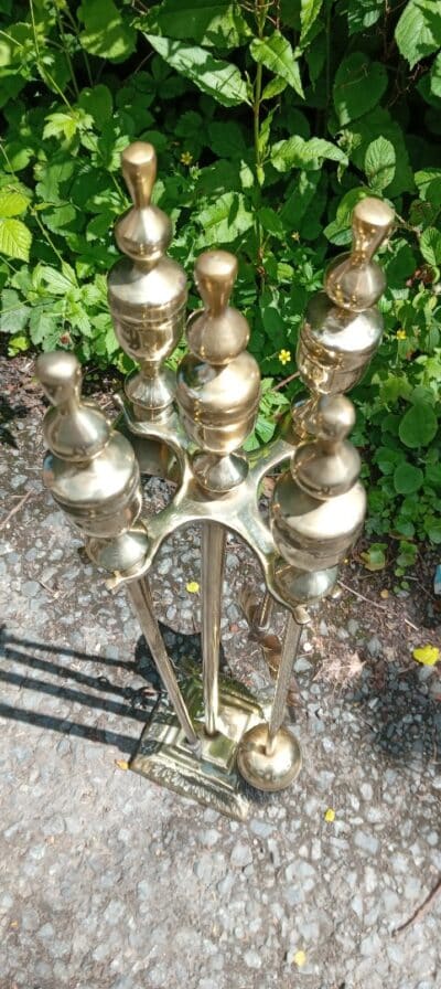 AN VICTORIAN BRASS (solid) FIRESIDE COMPANION SET ( late 1880’s) Antique Metals 3