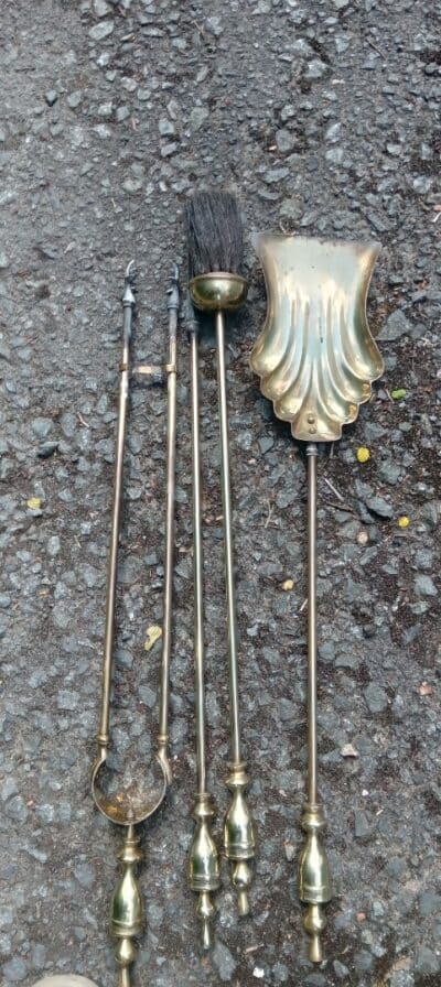 AN VICTORIAN BRASS (solid) FIRESIDE COMPANION SET ( late 1880’s) Antique Metals 6