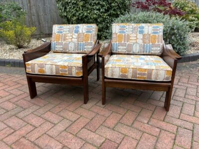 Pair of Mid Century Lounge Armchairs armchairs Antique Chairs 4