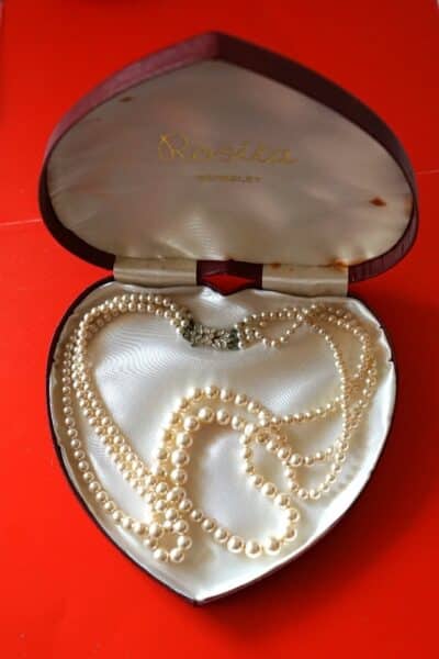 Vintage Rosita Triple Row Faux Pearl Necklace Boxed Boxed Black Pearl Necklace Set Antique Jewellery 3