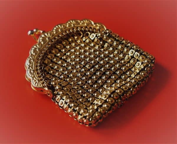 A Vintage Miniature Gilt Metal Mesh Purse Costume Jewellery Antique Jewellery 4