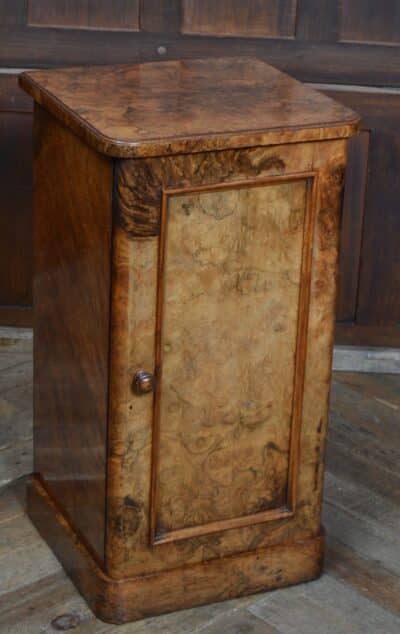 Victorian Walnut Bedside Cabinet/pot Cupboard SAI3347 Pot cupboard Antique Cabinets 4