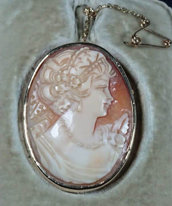 9ct Gold Cameo Brooch antique cameo brooch Antique Jewellery 3