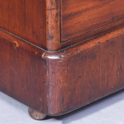 Neat-Sized Victorian Mahogany Knee-Hole Writing Desk antique writing desk Antique Desks 6