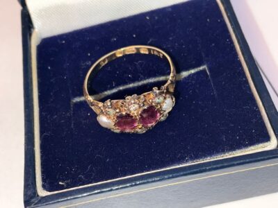 Rubies Diamonds and pearls 18 Kt refined ladies ring. Victorian Antique Jewellery 4