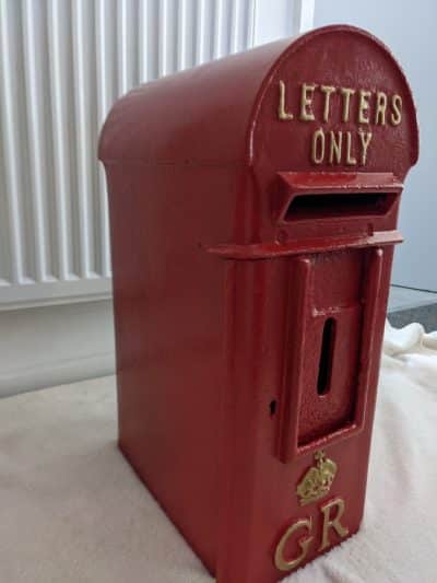 George rex post box very rare and 100 percent original post box Antique Collectibles 3