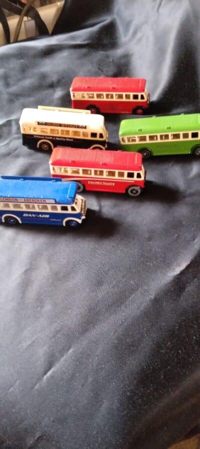 A TRAY of LLEDO DIE CAST COACHES. ( well known Coach Companies) 19 in the tray Antique Metals 6