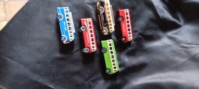 A TRAY of LLEDO DIE CAST COACHES. ( well known Coach Companies) 19 in the tray Antique Metals 7