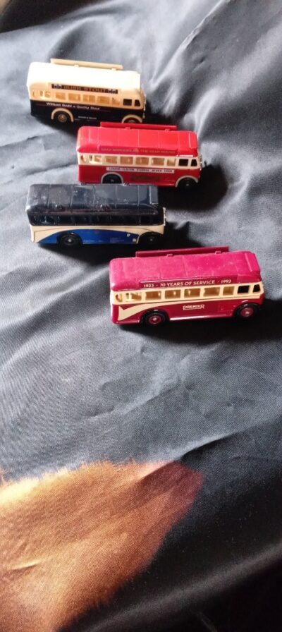 A TRAY of LLEDO DIE CAST COACHES. ( well known Coach Companies) 19 in the tray Antique Metals 4