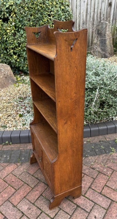 Arts & Crafts Bookcase Cupboard bookcase Antique Bookcases 7