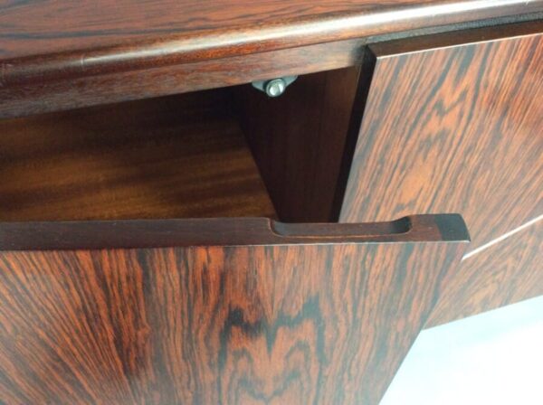 Mid Century McIntosh Rosewood 'Envelope' Sideboard - Image 4