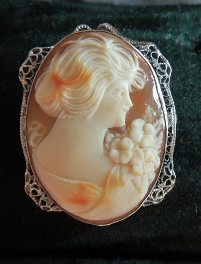 Silver Filligree Cameo Brooch