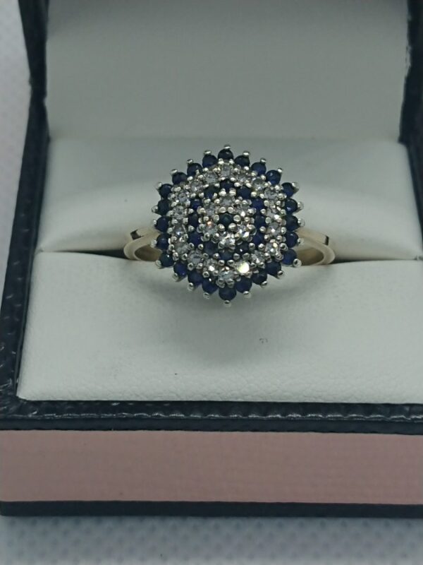 Vintage 9ct Gold Diamond and Sapphire Cluster Ring