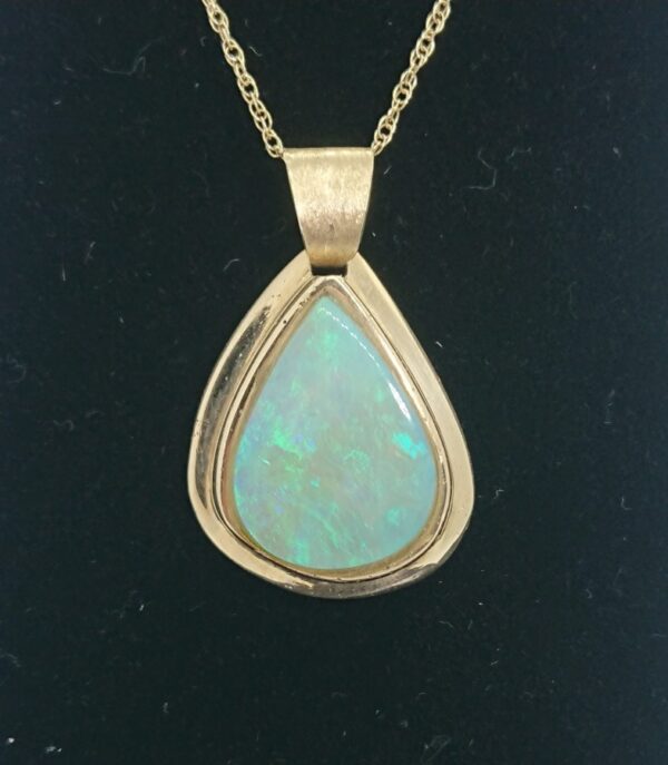 18ct Gold Opal Pendant gold Miscellaneous 4