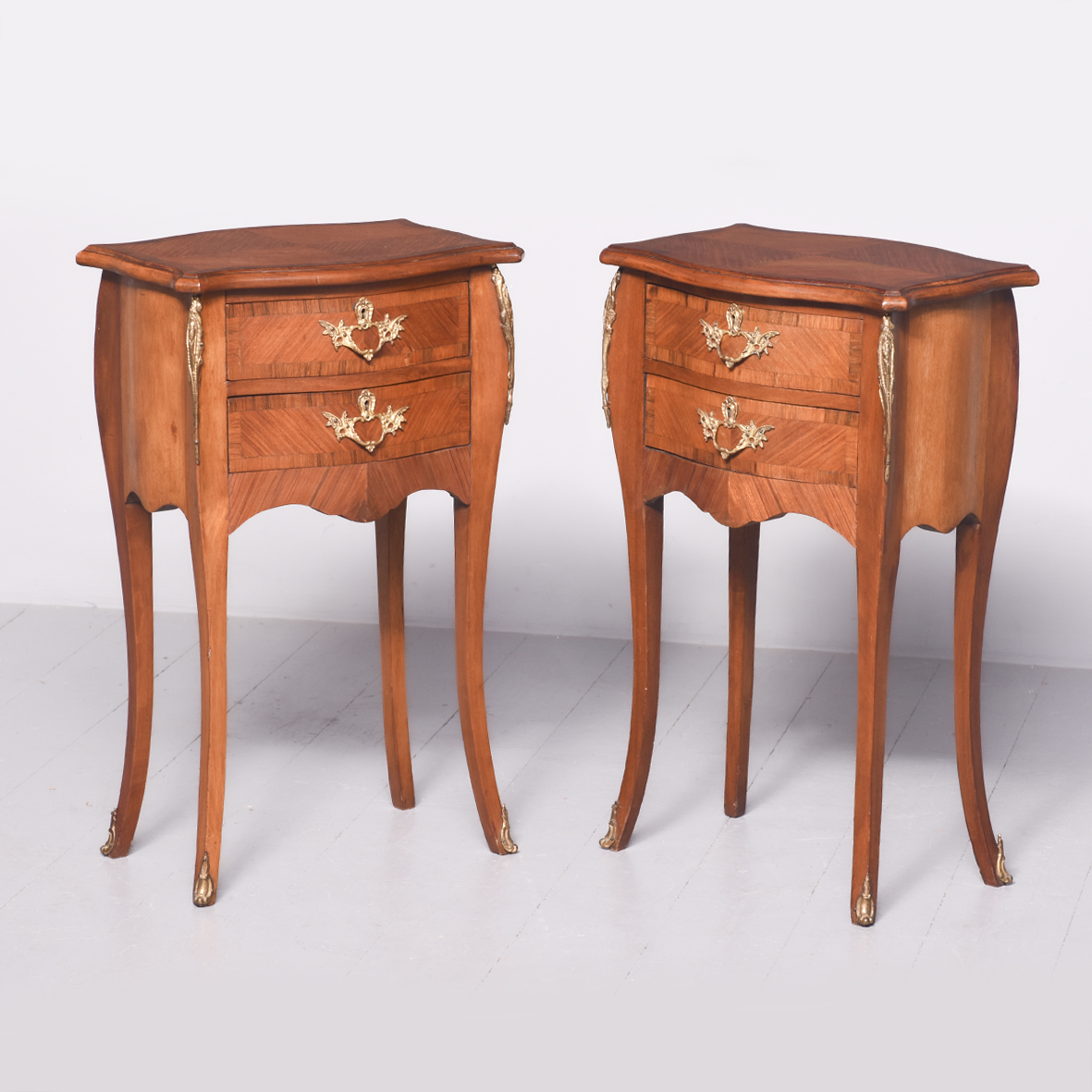 Pair of Freestanding Crossbanded Walnut French Bedside Lockers or Lamp Tables Antique Furniture