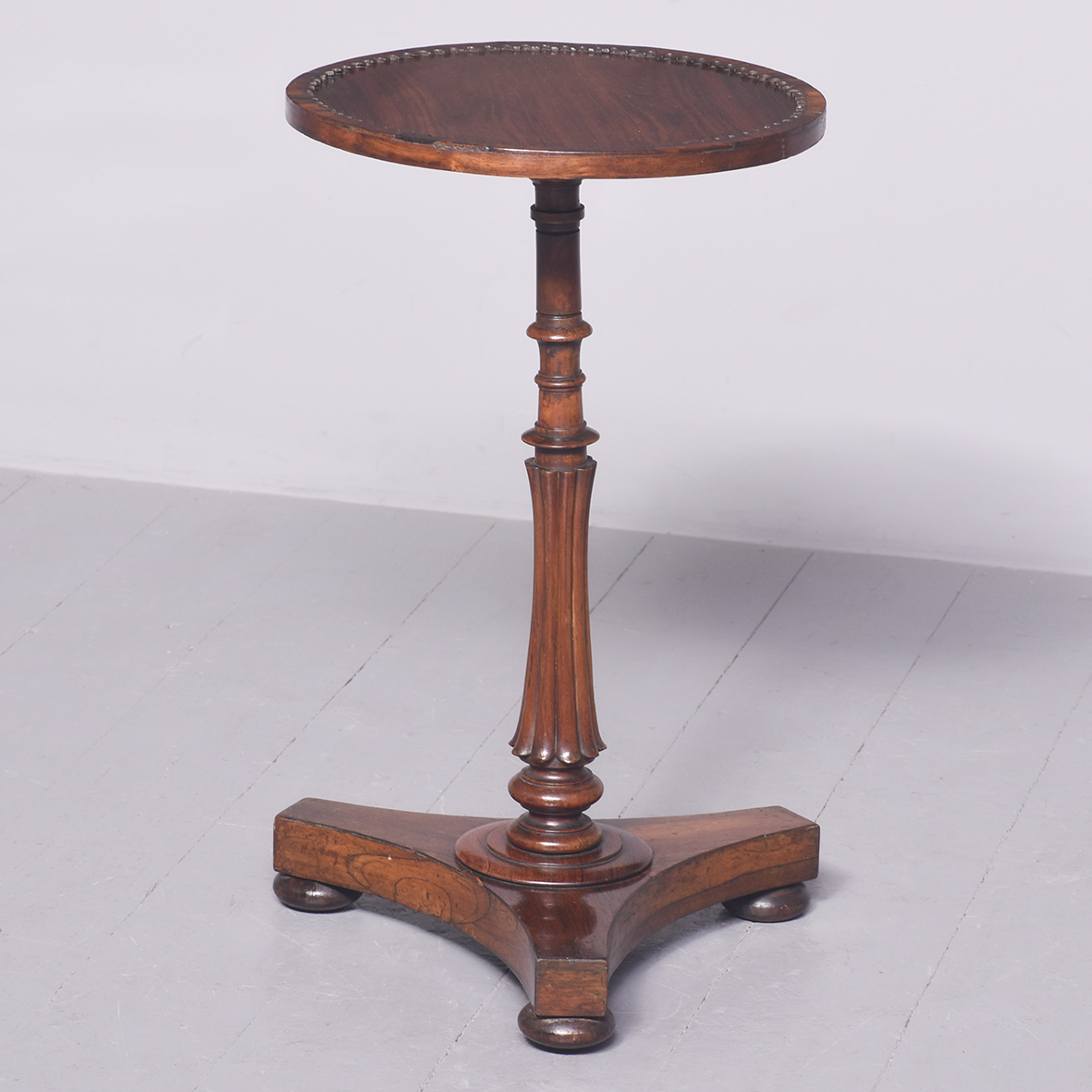 Attractive William IV Rosewood Wine or Occasional Circular Top Table Antique Furniture