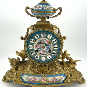 Beautiful Victorian Blue Sevres ormolu Case Mantle Clock – ca1870 Antique gilt French clocks Antique Clocks