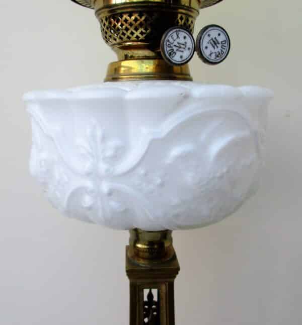 Antique Anglo - French "Belle Époque" Cast Brass Column Oil Lamp - Image 5