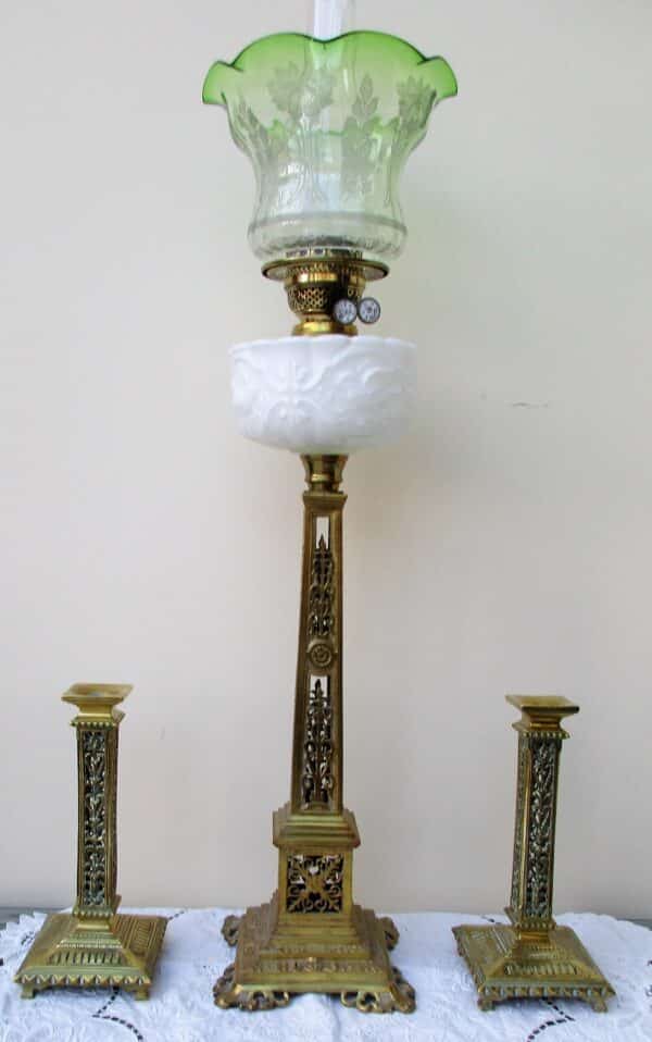 Antique Anglo - French "Belle Époque" Cast Brass Column Oil Lamp - Image 8