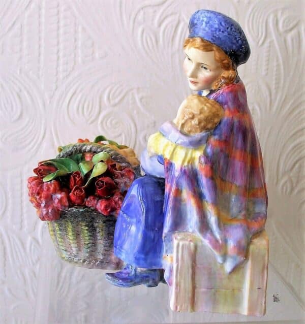 Vintage Royal Doulton English Porcelain Figurine ~ “Curly Knob” ~ HN 1627 Curly Knob Vintage 4