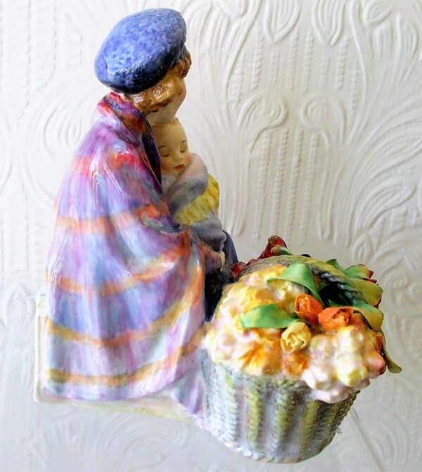 Vintage Royal Doulton English Porcelain Figurine ~ “Curly Knob” ~ HN 1627 Curly Knob Vintage 6