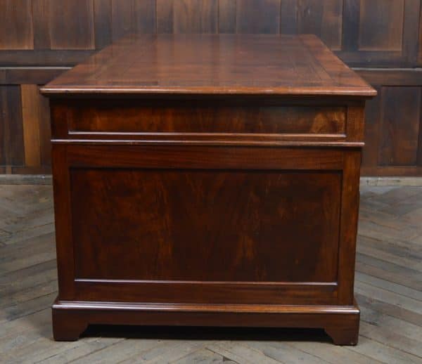 Edwardian Mahogany Knee-hole Desk SAI2985 - Image 14