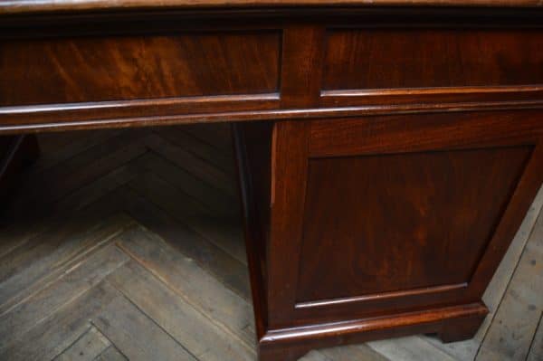 Edwardian Mahogany Knee-hole Desk SAI2985 - Image 10