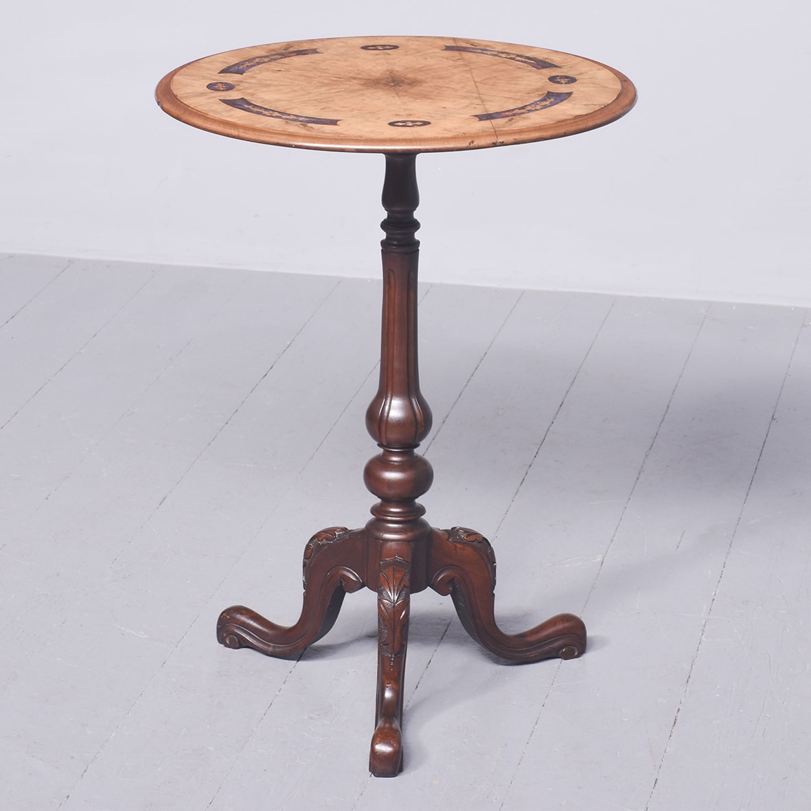 Victorian Circular Occasional Table occasional Antique Furniture 3