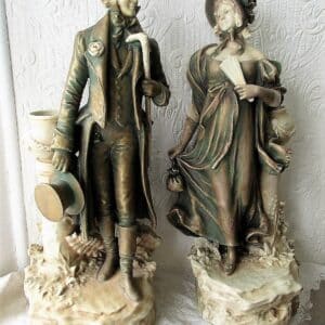 Pair Hedi Schoop Figures