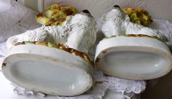 Pair of Antique English Victorian Staffordshire Pottery Spaniel Spill Vases ~ H 2526 ~ H 2527 Antique Antique Ceramics 7