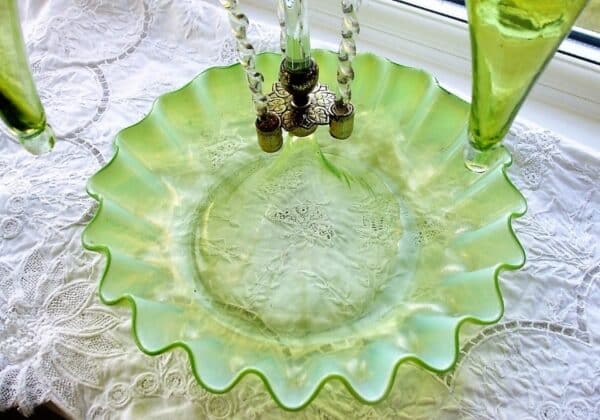 Antique English Victorian Green Vaseline Glass Epergne Vaseline Antique Glassware 6